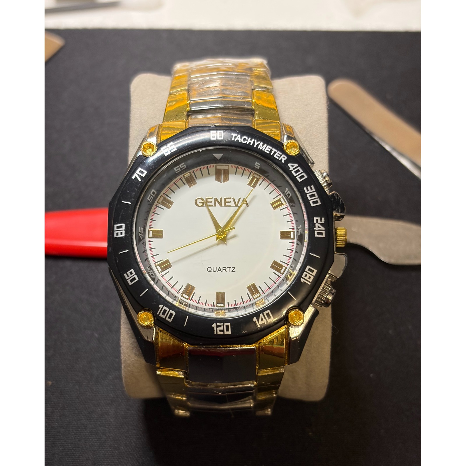 Geneva Quartz Watch Mens Os Gold Silver TwoTone Tachymeter Bezel